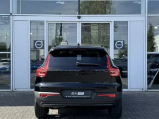 Volvo-EX 40