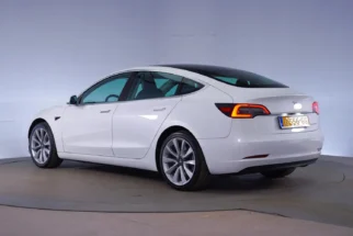 Tesla-Model 3