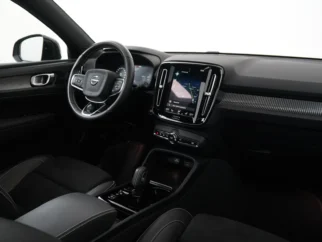 Volvo-XC40