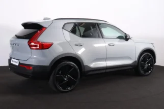 Volvo-EX40