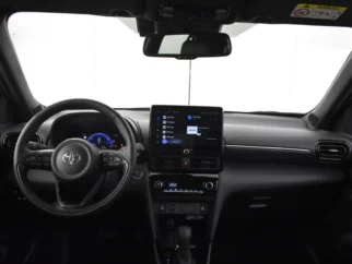 Toyota-Yaris Cross
