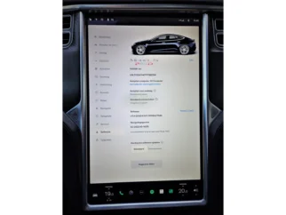 Tesla-Model S