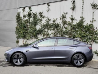Tesla-Model 3