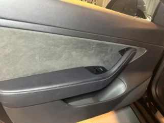 Tesla-Model 3