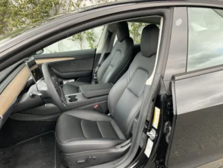 Tesla-Model 3