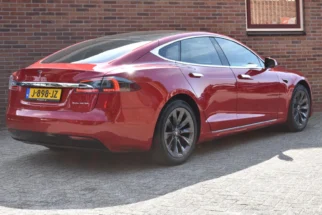 Tesla-Model S