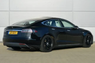 Tesla-Model S