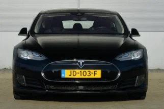 Tesla-Model S