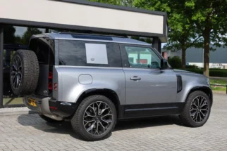 Land Rover-Defender