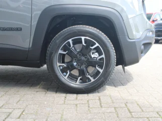 Jeep-Renegade