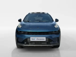 Lynk & Co-01