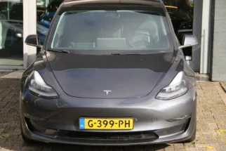 Tesla-Model 3