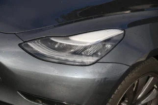 Tesla-Model 3