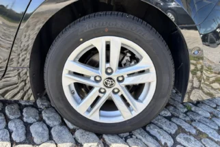 Toyota-Corolla