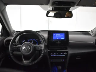 Toyota-Yaris Cross