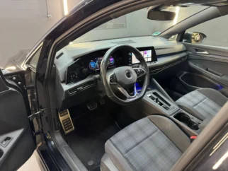 Volkswagen-Golf