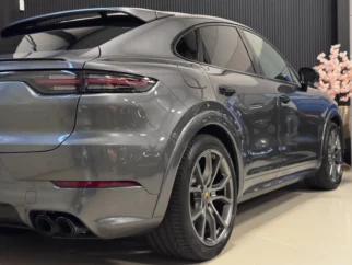 Porsche-Cayenne Coupé