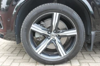 Volvo-XC90