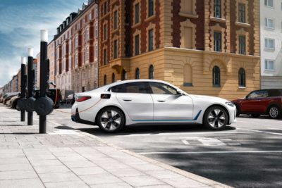 BMW i4 - electric car charging