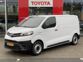Toyota-PROACE Electric Worker