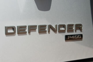 Land Rover-Defender